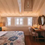 Gasthuis Gran Cruz House 4*